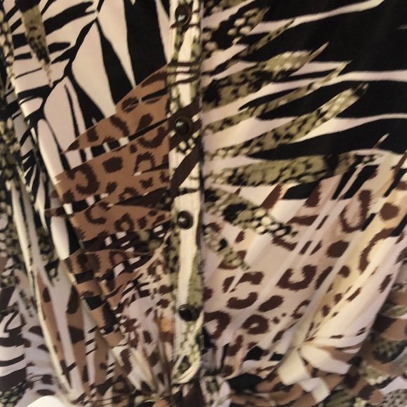 Cache’ jungle print top - Picture 7 of 12